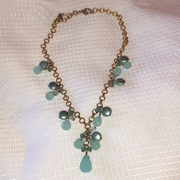 Green Semi precious stones and coin pearl necklace. - Picture 8 of 9